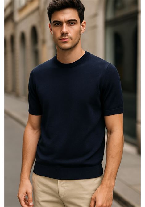 Alpha Studio AU-1020C midnight blue crepe cotton sweater with a sleek, urban style, perfect for the summer season. ALPHA STUDIO |  | AU-1020C1001